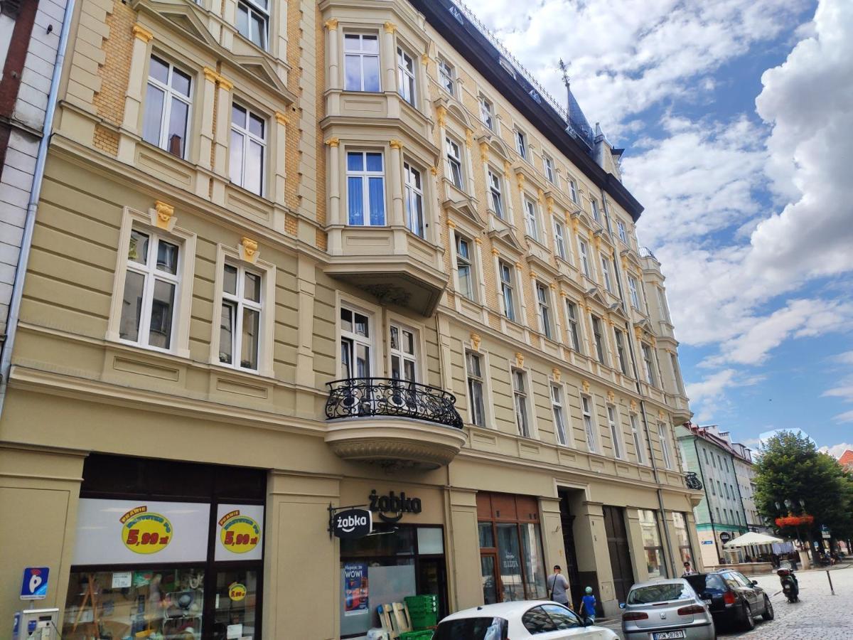 Centrum Apartament Sedziego 스비드니카 외부 사진